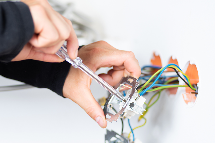 travaux d'éléctricité